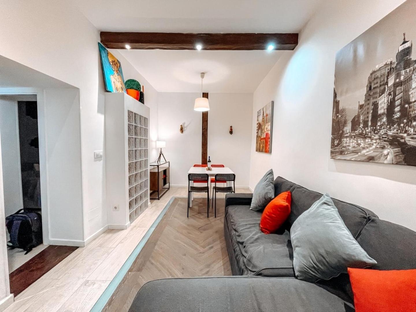 Fee4Me. Amazing Apartment In The Heart Of Lavapies — Fotos 2