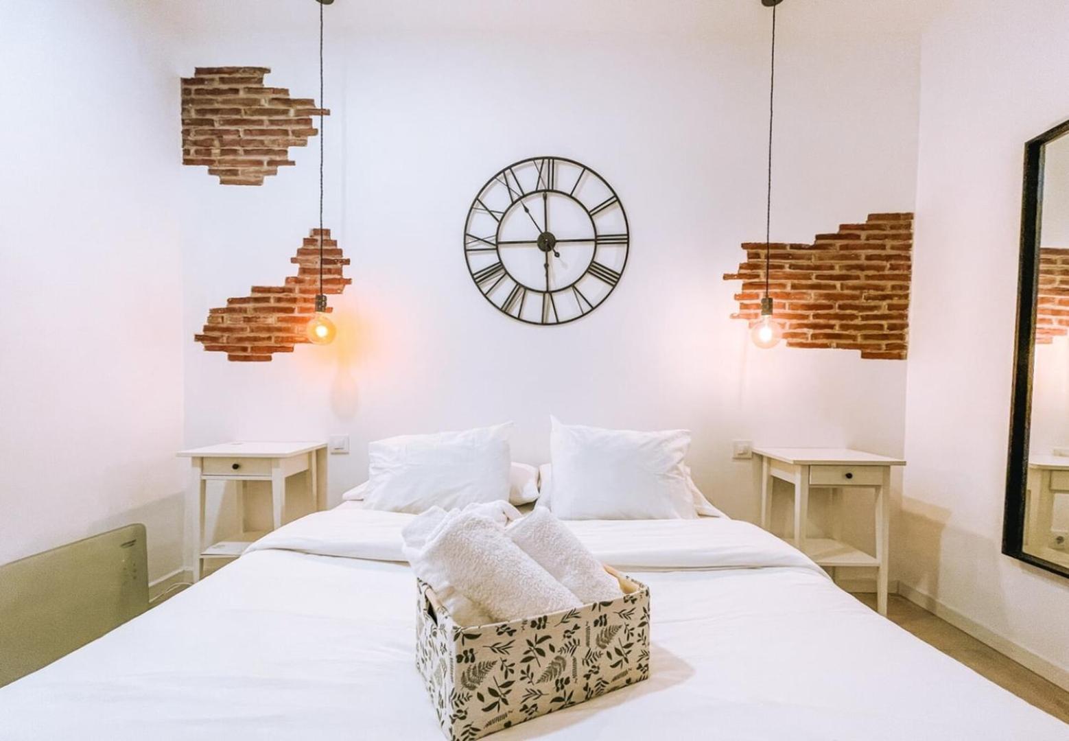 Fee4Me. Amazing Apartment In The Heart Of Lavapies — Fotos 1