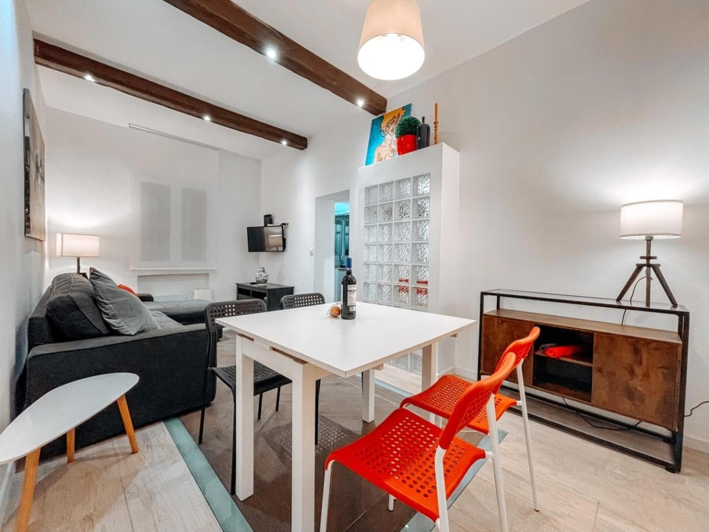Fee4Me. Amazing Apartment In The Heart Of Lavapies — Fotos 3